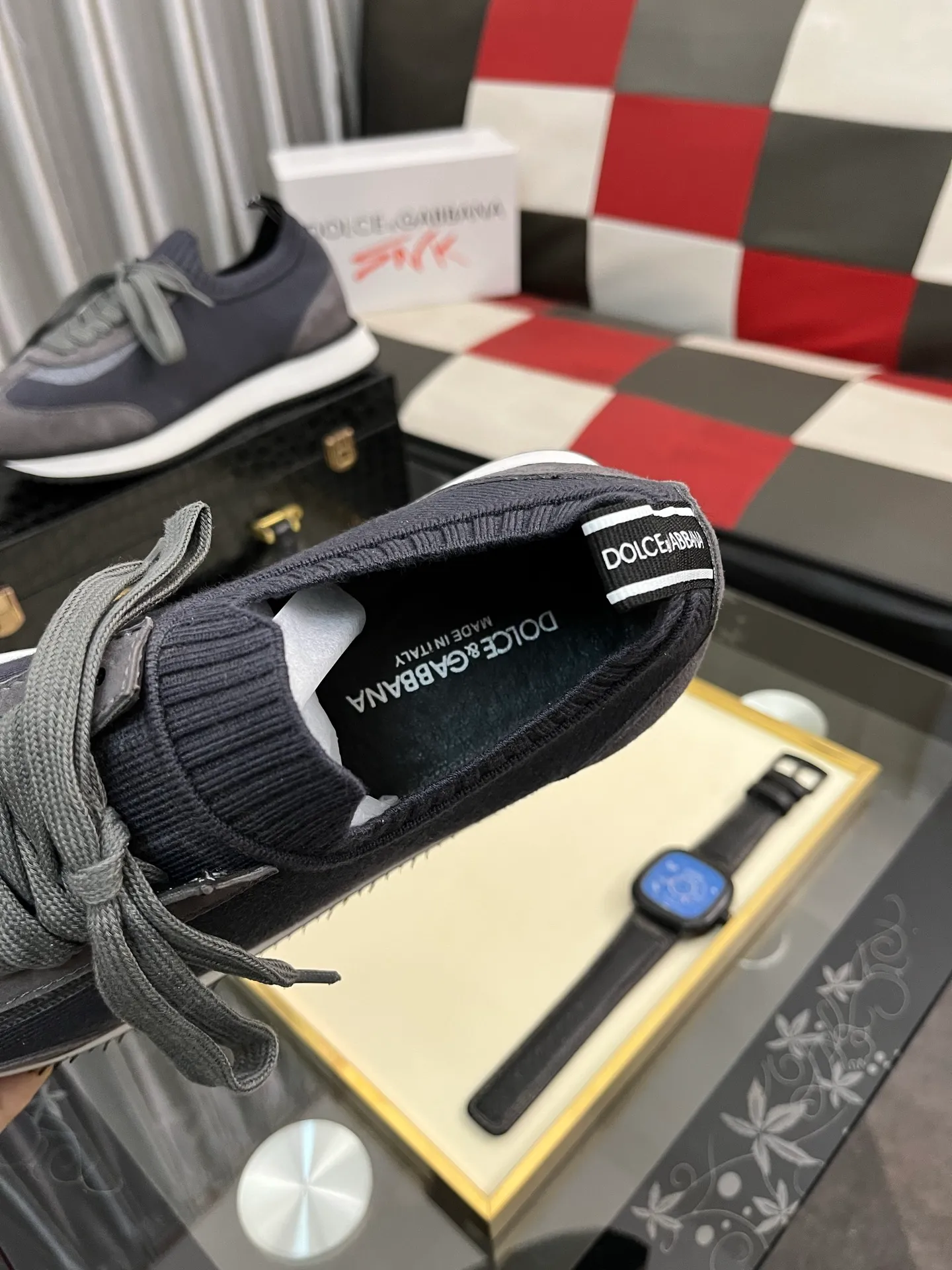 Men's Men's Shoes💰420⌚️⌚️••Dolce&Gabbana••DG✔️High-end men's sports and casual shoes. Original goods from top counters. Original imported cowhide, multi-material splicing design ➕Imported cowhide lining, cowhide feet ➕Original TPR elastic outsole. Size: 36-46🔟Colors available